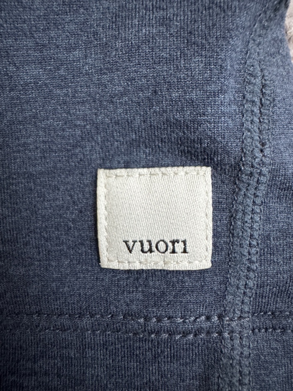 Vuori Women's Halo Performance Crop in Heather Azure Blue - Picture 3 of 6
